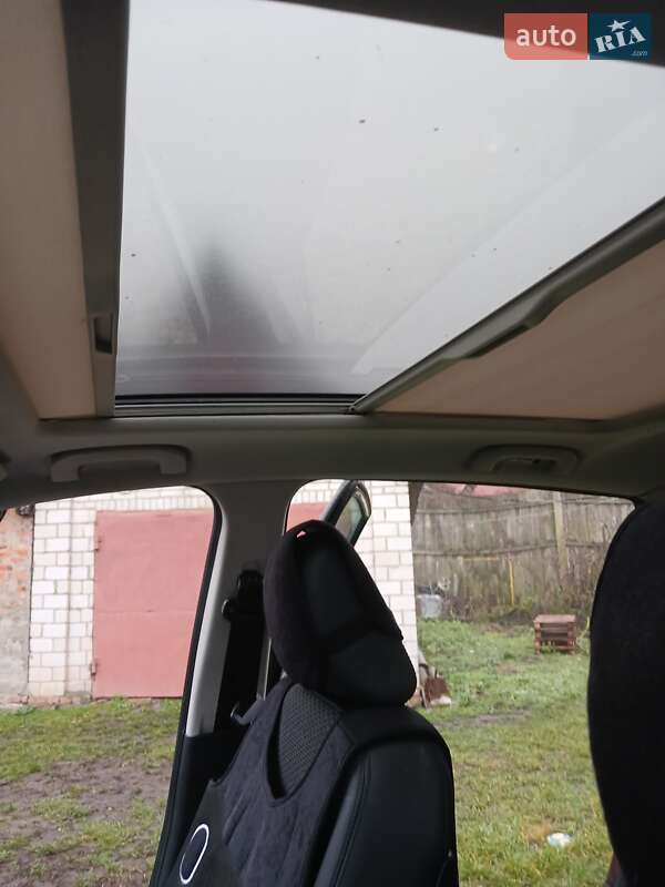 Хэтчбек Mercedes-Benz B-Class 2011 в Обухове фото 17 Хэтчбек Mercedes-Benz B-Class 2011 в Обухове