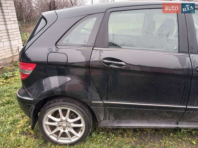 Хэтчбек Mercedes-Benz B-Class 2011 в Обухове фото 22 Хэтчбек Mercedes-Benz B-Class 2011 в Обухове