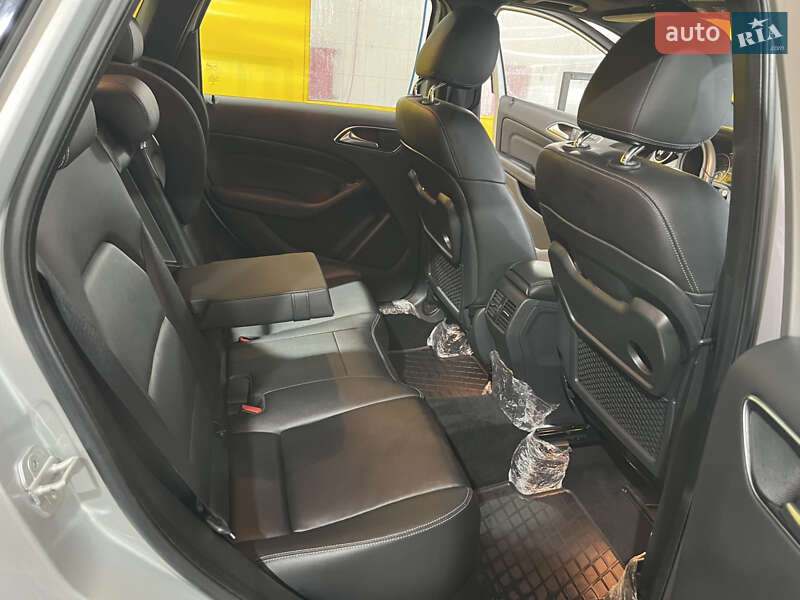 Хетчбек Mercedes-Benz B-Class 2015 в Одесі фото 18 Хетчбек Mercedes-Benz B-Class 2015 в Одесі