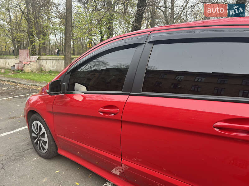 Хэтчбек Mercedes-Benz B-Class 2011 в Одессе