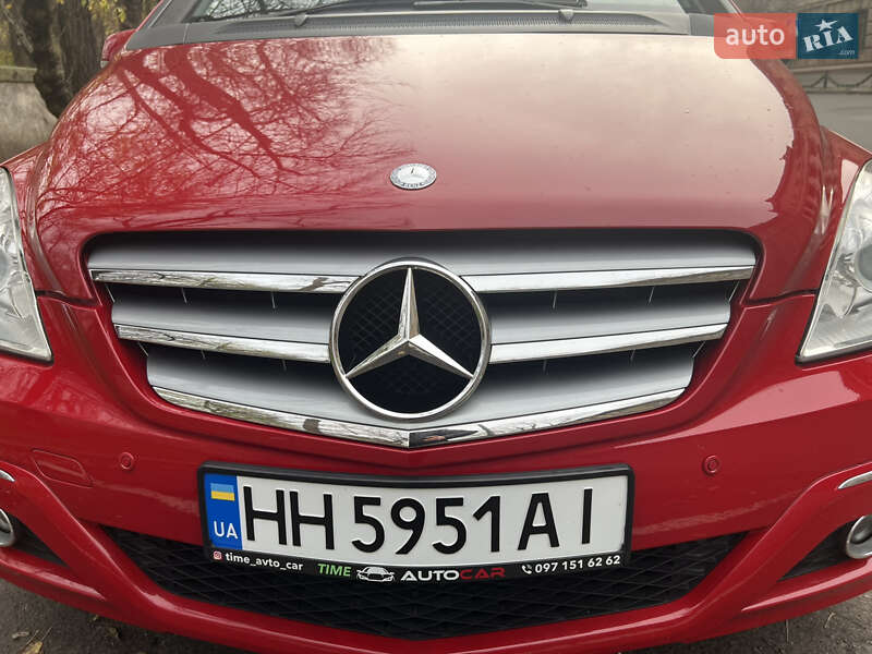 Хэтчбек Mercedes-Benz B-Class 2011 в Одессе