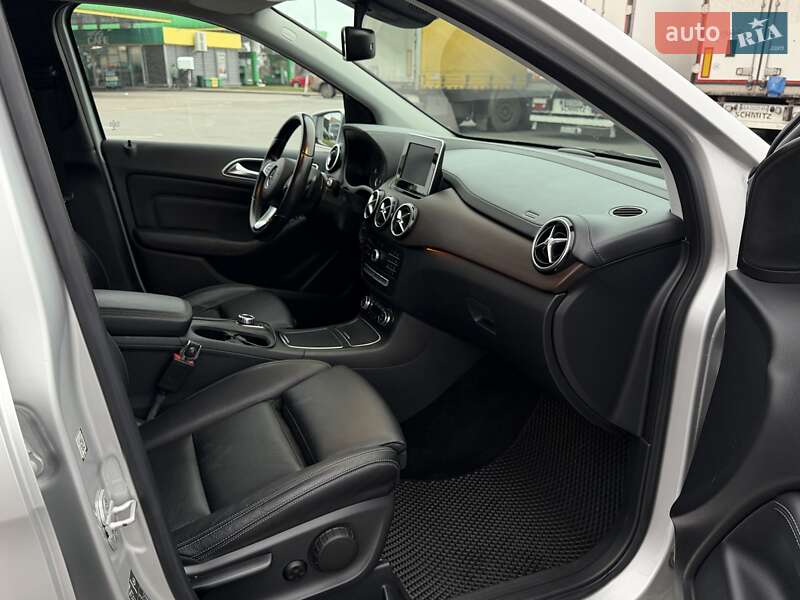 Хэтчбек Mercedes-Benz B-Class 2016 в Виннице фото 21 Хэтчбек Mercedes-Benz B-Class 2016 в Виннице
