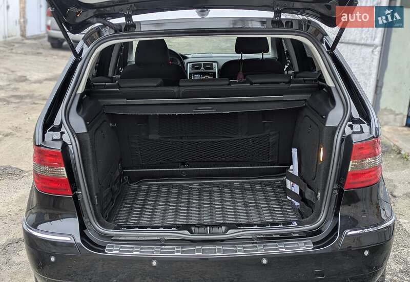 Хэтчбек Mercedes-Benz B-Class 2009 в Киеве