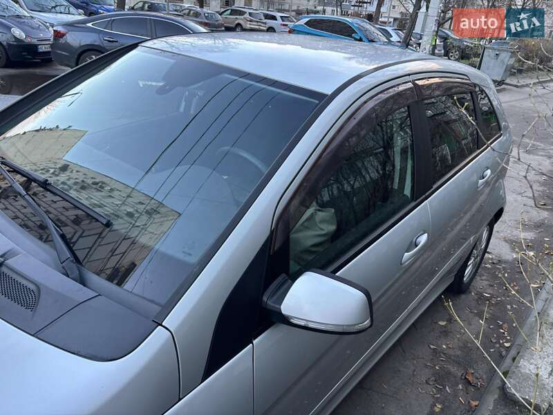 Хэтчбек Mercedes-Benz B-Class 2010 в Днепре