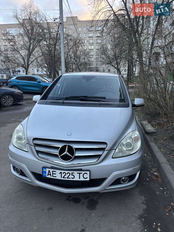 Хэтчбек Mercedes-Benz B-Class 2010 в Днепре