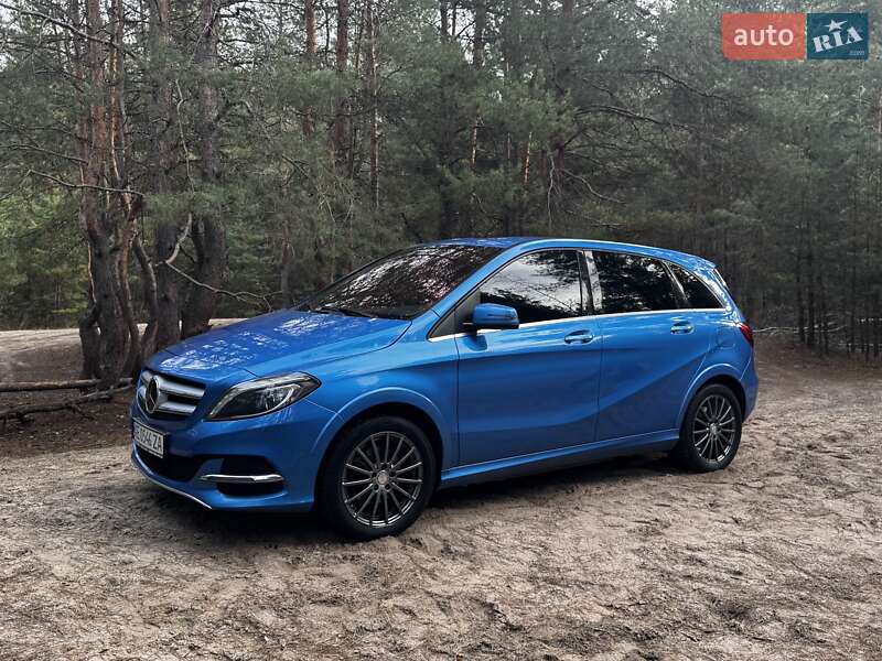Хетчбек Mercedes-Benz B-Class 2015 в Дніпрі