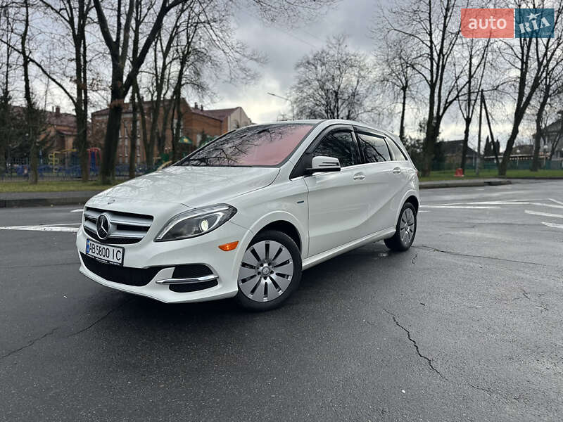 Хэтчбек Mercedes-Benz B-Class 2017 в Виннице