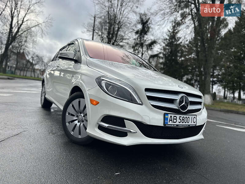 Хэтчбек Mercedes-Benz B-Class 2017 в Виннице