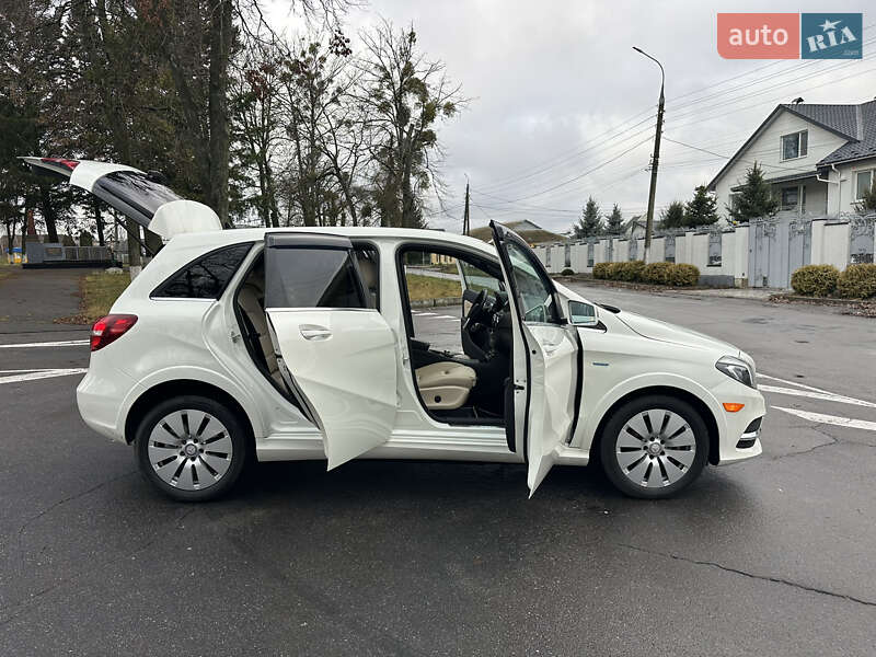 Хэтчбек Mercedes-Benz B-Class 2017 в Виннице