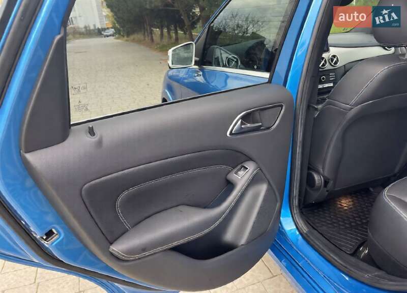 Хетчбек Mercedes-Benz B-Class 2015 в Львові