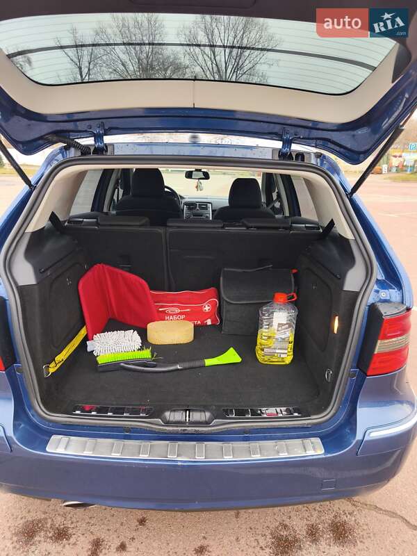 Хетчбек Mercedes-Benz B-Class 2010 в Києві фото 14 Хетчбек Mercedes-Benz B-Class 2010 в Києві