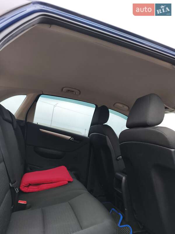 Хетчбек Mercedes-Benz B-Class 2010 в Києві фото 25 Хетчбек Mercedes-Benz B-Class 2010 в Києві