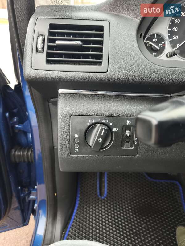 Хетчбек Mercedes-Benz B-Class 2010 в Києві фото 48 Хетчбек Mercedes-Benz B-Class 2010 в Києві