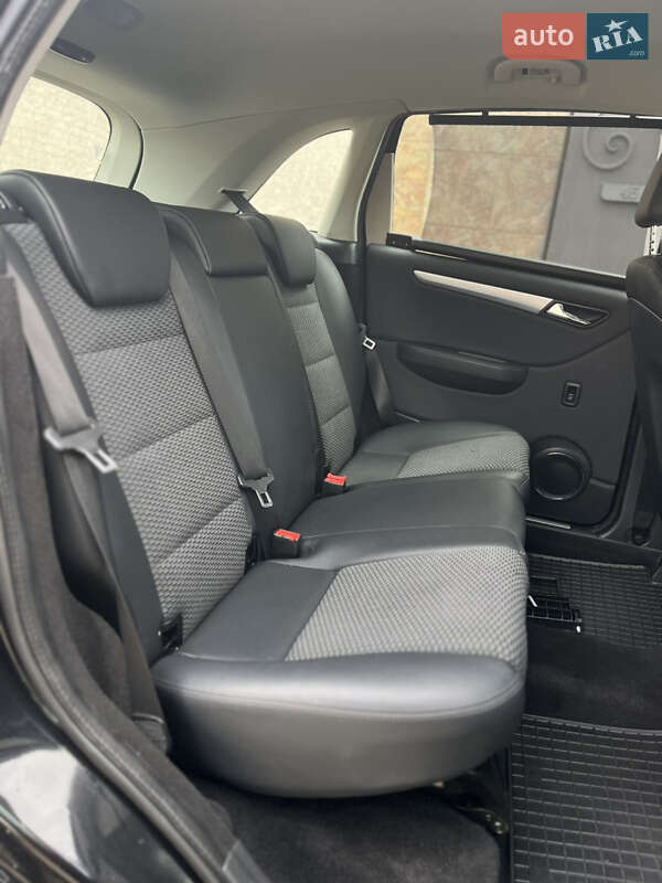 Хэтчбек Mercedes-Benz B-Class 2009 в Николаеве
