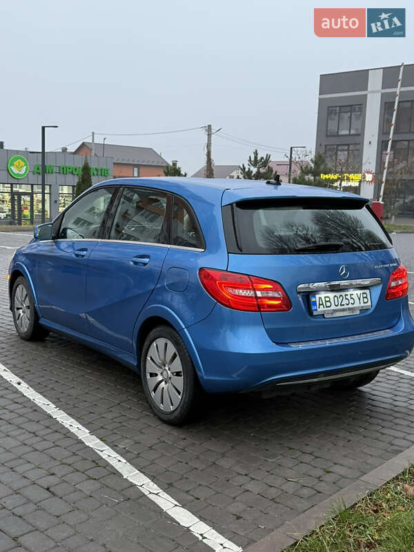 Хэтчбек Mercedes-Benz B-Class 2014 в Виннице