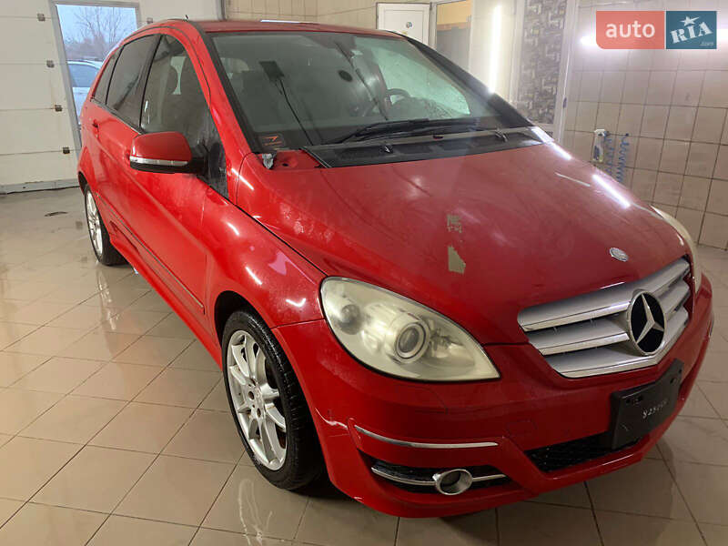 Mercedes-Benz B-Class 2010