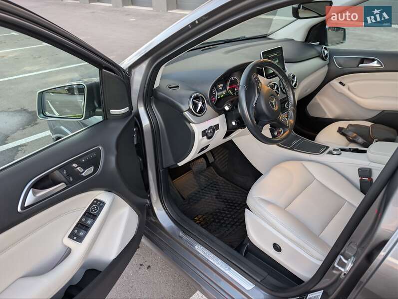 Хетчбек Mercedes-Benz B-Class 2015 в Рівному