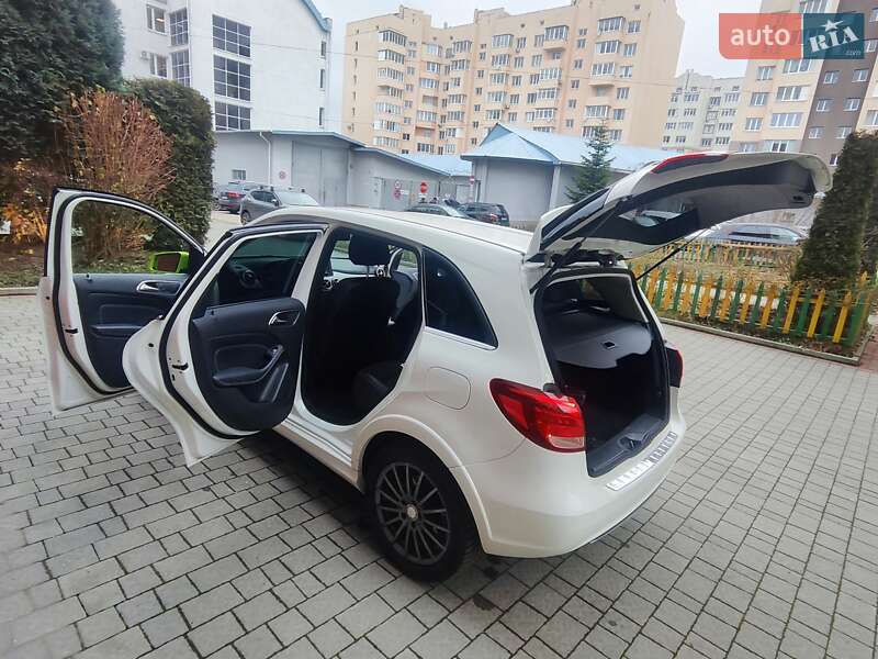 Хетчбек Mercedes-Benz B-Class 2016 в Львові