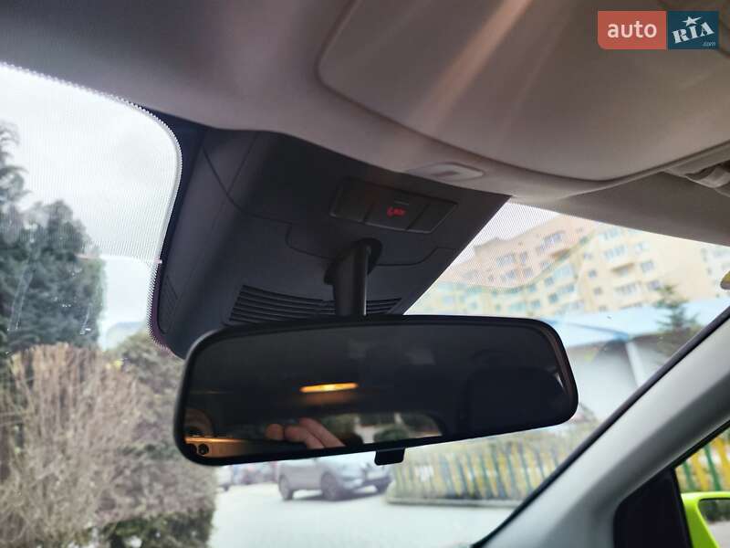 Хетчбек Mercedes-Benz B-Class 2016 в Львові