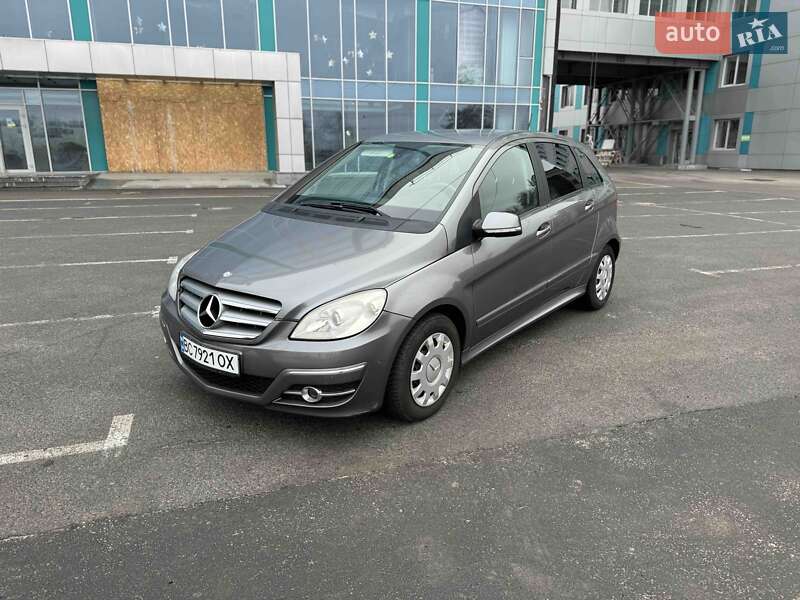 Mercedes-Benz B-Class 2010