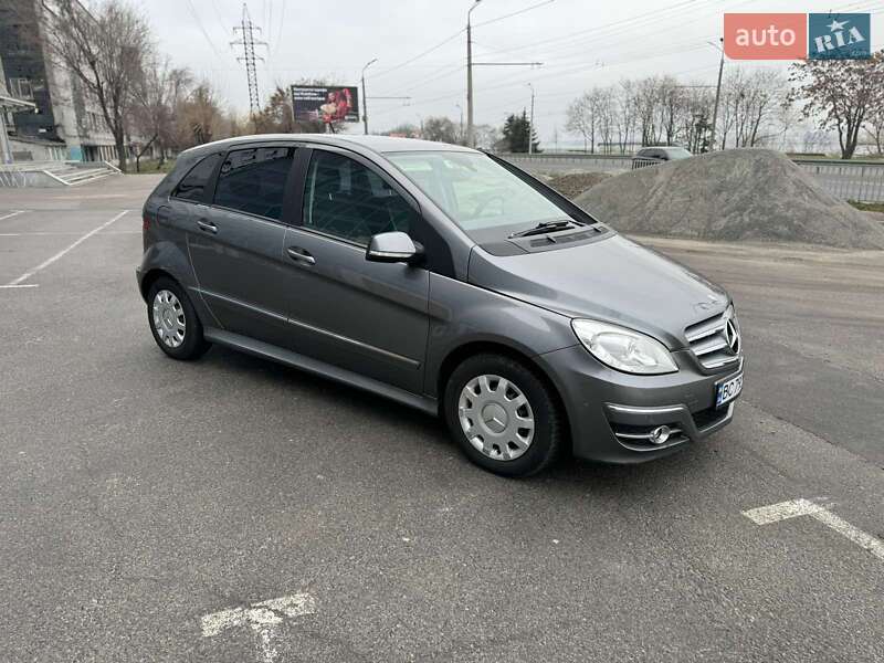 Хетчбек Mercedes-Benz B-Class 2010 в Дніпрі