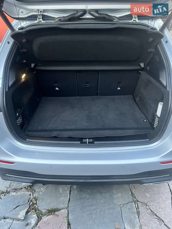 Хэтчбек Mercedes-Benz B-Class 2019 в Коростене