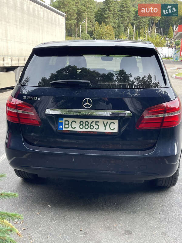 Хетчбек Mercedes-Benz B-Class 2017 в Львові