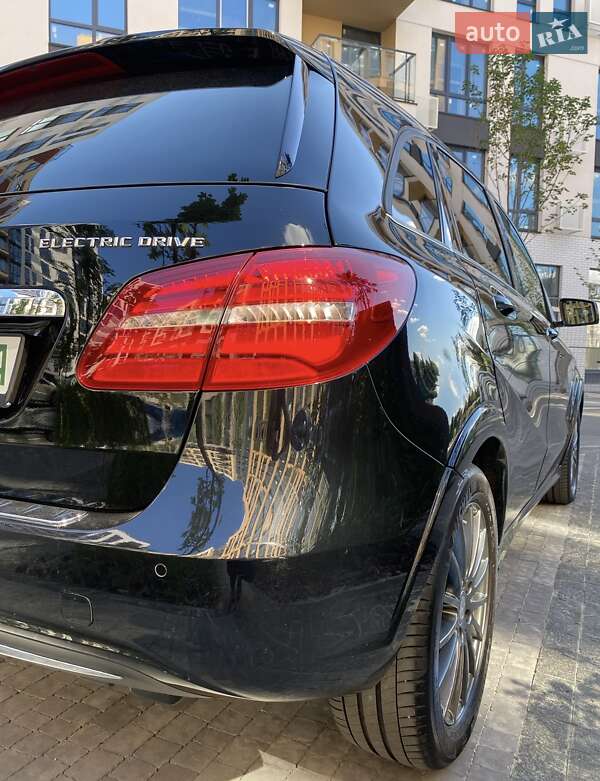 Хетчбек Mercedes-Benz B-Class 2015 в Києві