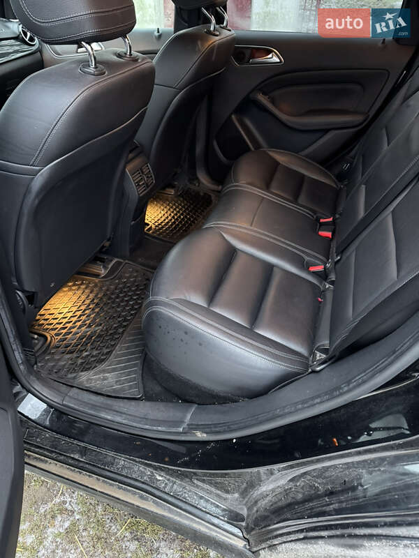 Хетчбек Mercedes-Benz B-Class 2015 в Горохові