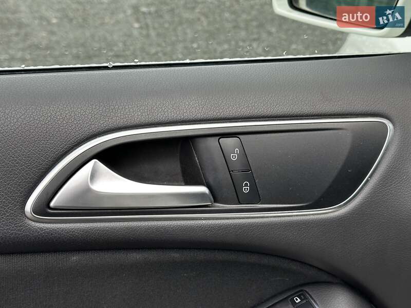 Хетчбек Mercedes-Benz B-Class 2017 в Львові