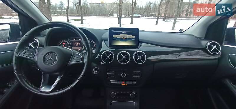 Хэтчбек Mercedes-Benz B-Class 2015 в Кривом Роге