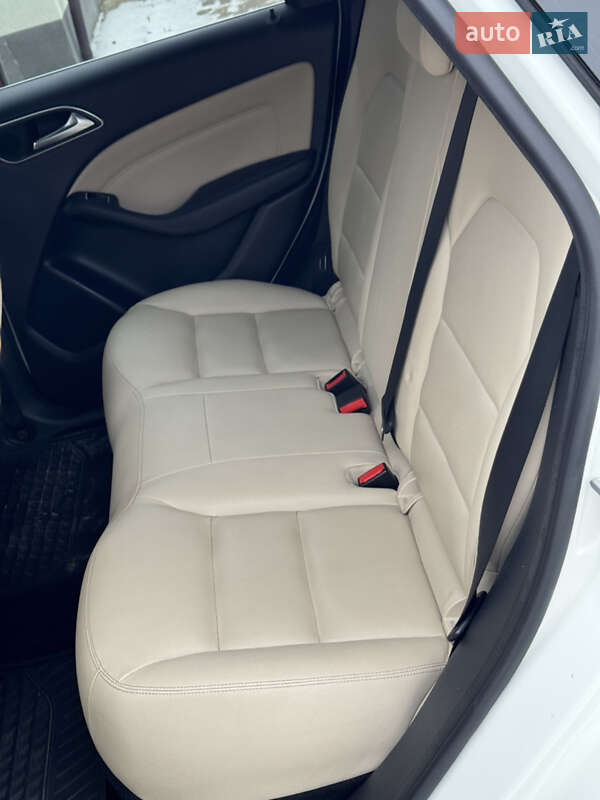 Хэтчбек Mercedes-Benz B-Class 2016 в Дрогобыче