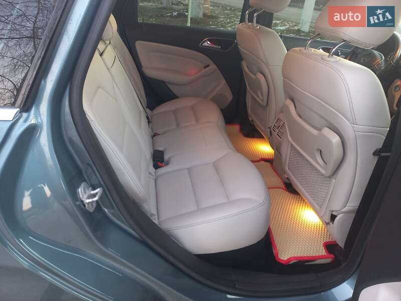 Хэтчбек Mercedes-Benz B-Class 2015 в Трускавце фото 19 Хэтчбек Mercedes-Benz B-Class 2015 в Трускавце