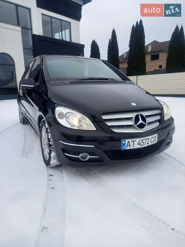 Хэтчбек Mercedes-Benz B-Class 2011 в Тячеве