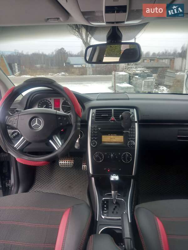 Хэтчбек Mercedes-Benz B-Class 2011 в Тячеве