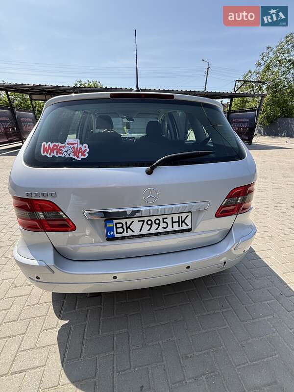 Хэтчбек Mercedes-Benz B-Class 2005 в Остроге