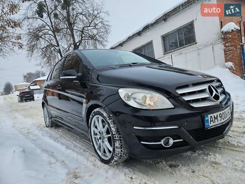 Mercedes-Benz B-Class 2010