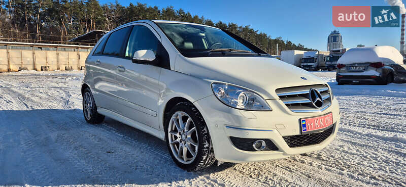 Mercedes-Benz B-Class 2011 Mercedes-Benz B-Class 2011