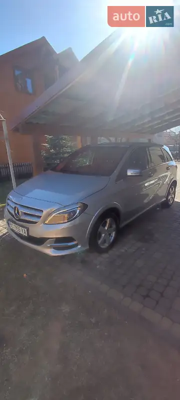 Mercedes-Benz B-Class 2015 VIN WDD2428901J007260 фото оголошення 3 з 60