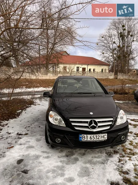 Mercedes-Benz B-Class 2011