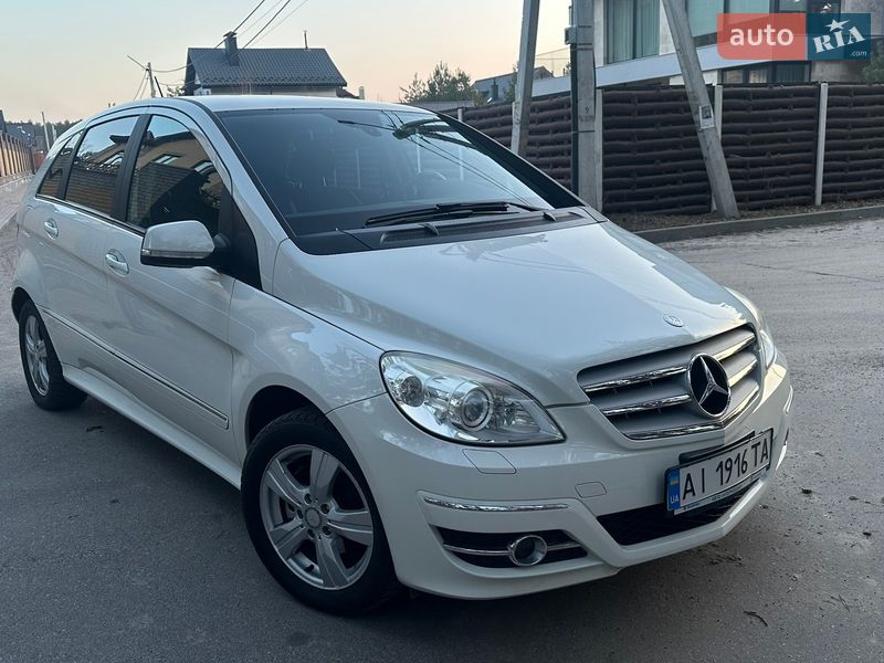 Mercedes-Benz B-Class 2010