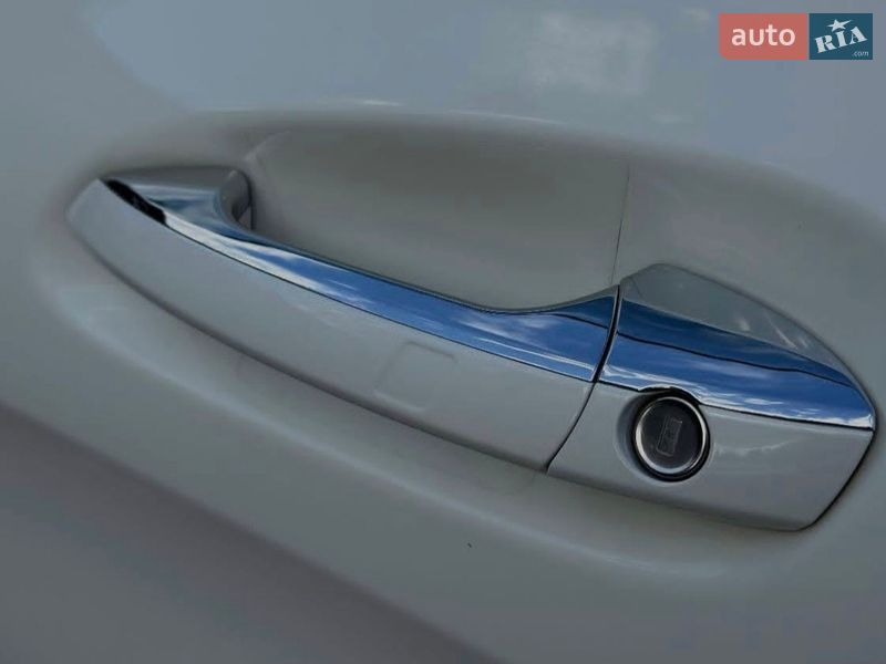 Хэтчбек Mercedes-Benz B-Class 2016 в Семеновке