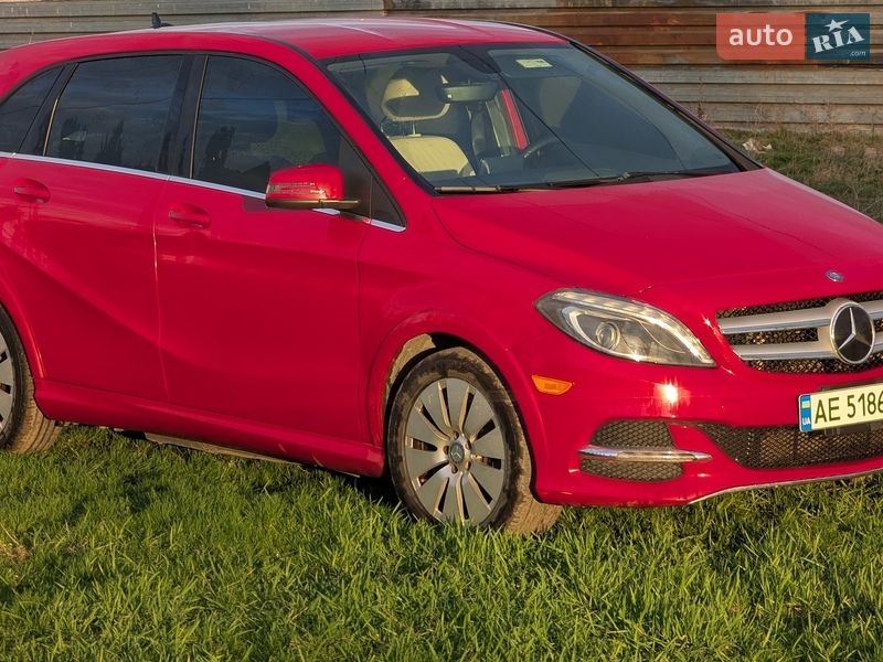 Mercedes-Benz B-Class 2014