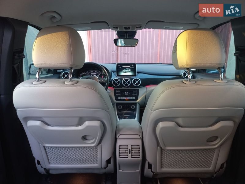 Хэтчбек Mercedes-Benz B-Class 2015 в Трускавце