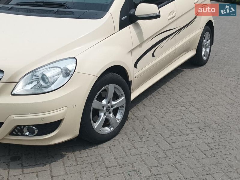Хэтчбек Mercedes-Benz B-Class 2008 в Житомире
