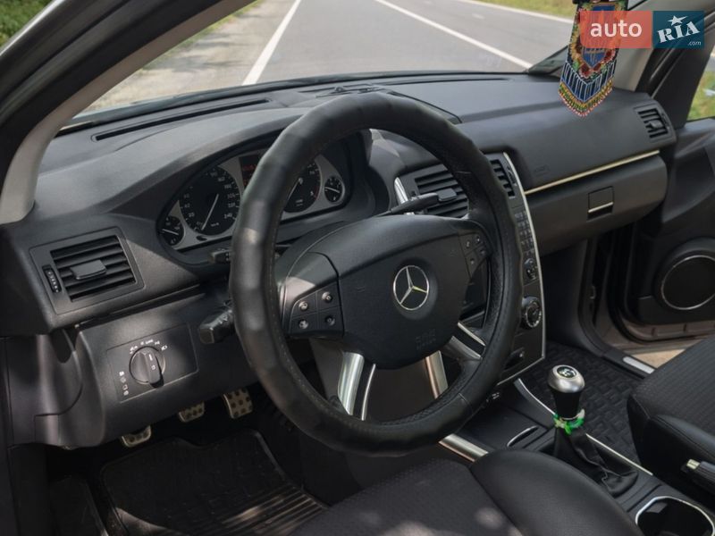 Хэтчбек Mercedes-Benz B-Class 2010 в Новой Одессе