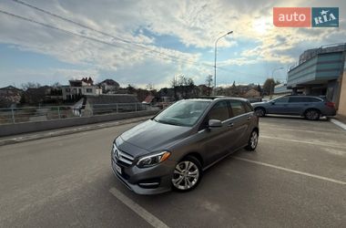 Хэтчбек Mercedes-Benz B-Class 2017 в Киеве