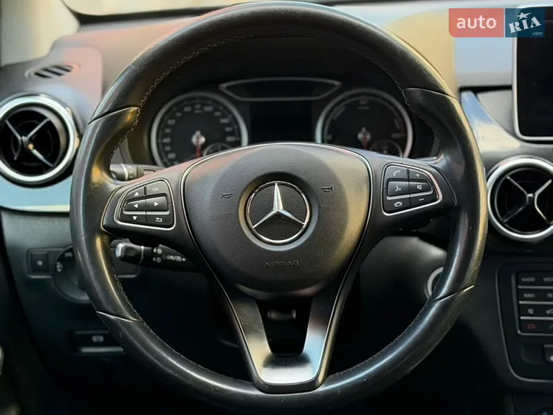Mercedes-Benz B-Class 2015 VIN WDD2428901J007744 фото оголошення 17 з 45