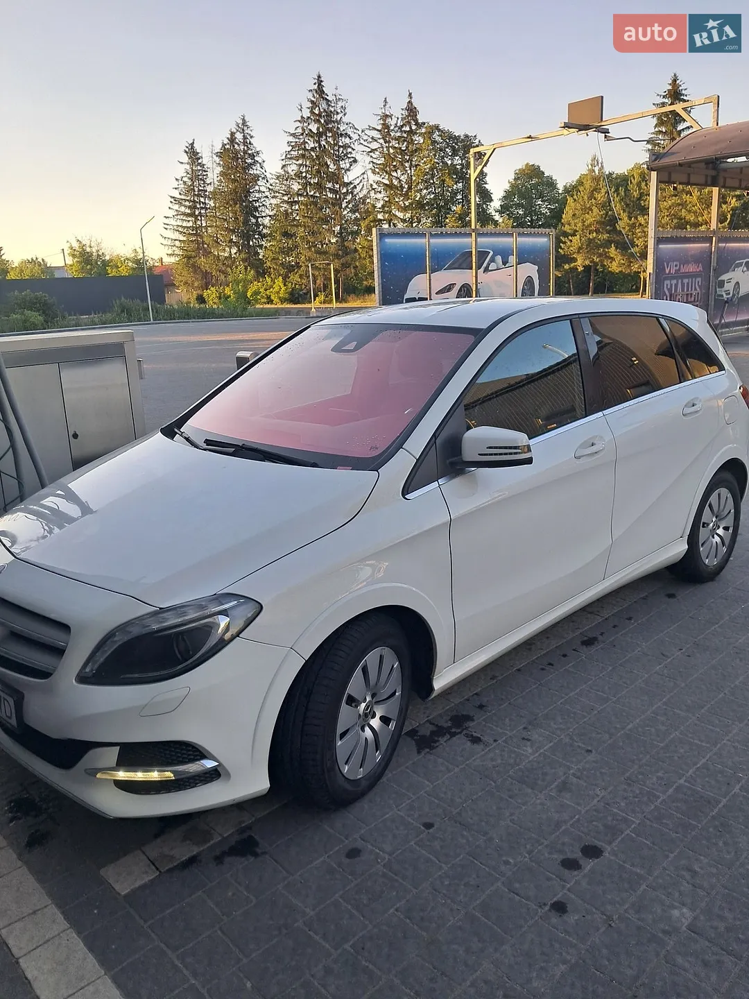 Mercedes-Benz B-Class 2015 VIN WDD2428901J007070 фото оголошення 13 з 16