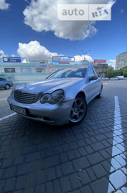 Седан Mercedes-Benz C 200 2000 в Одессе